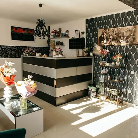 Pensiunea Boutique 3* كوستِنيست