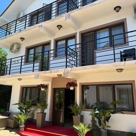 Pensiunea Boutique بيت ضيافة